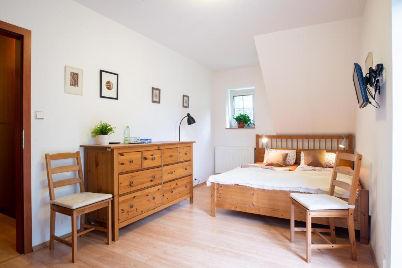 Svycarska Bouda Hotel Špindlerŭv Mlýn Luaran gambar