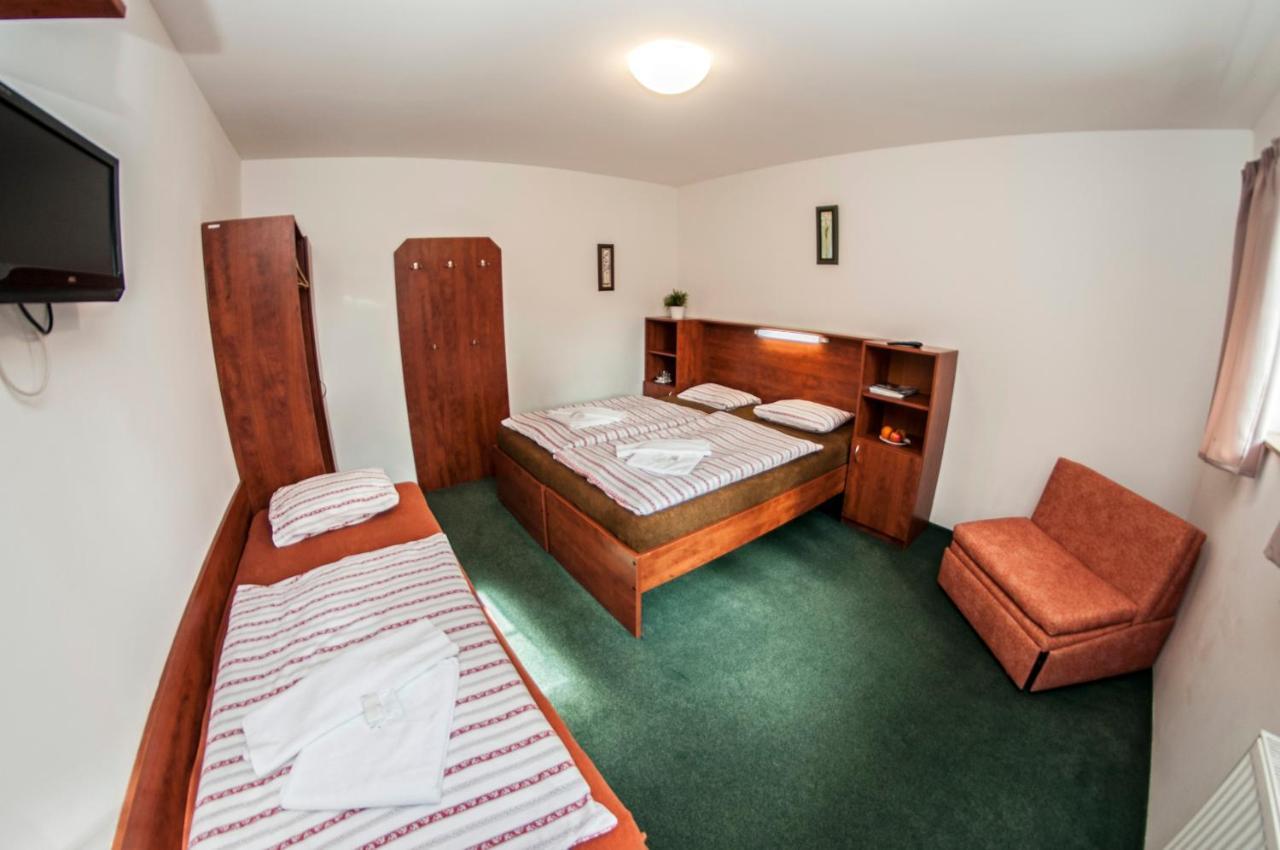 Svycarska Bouda Hotel Špindlerŭv Mlýn Luaran gambar
