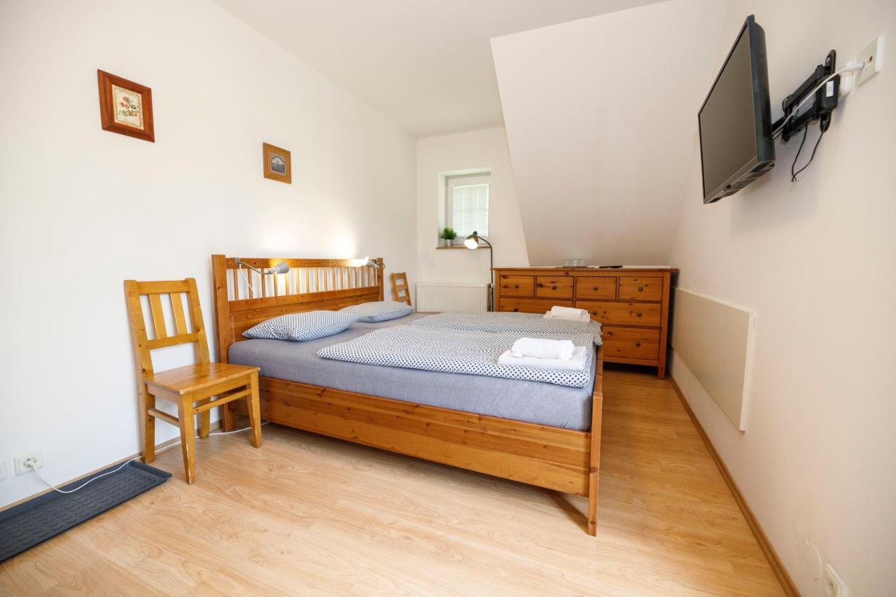 Svycarska Bouda Hotel Špindlerŭv Mlýn Luaran gambar