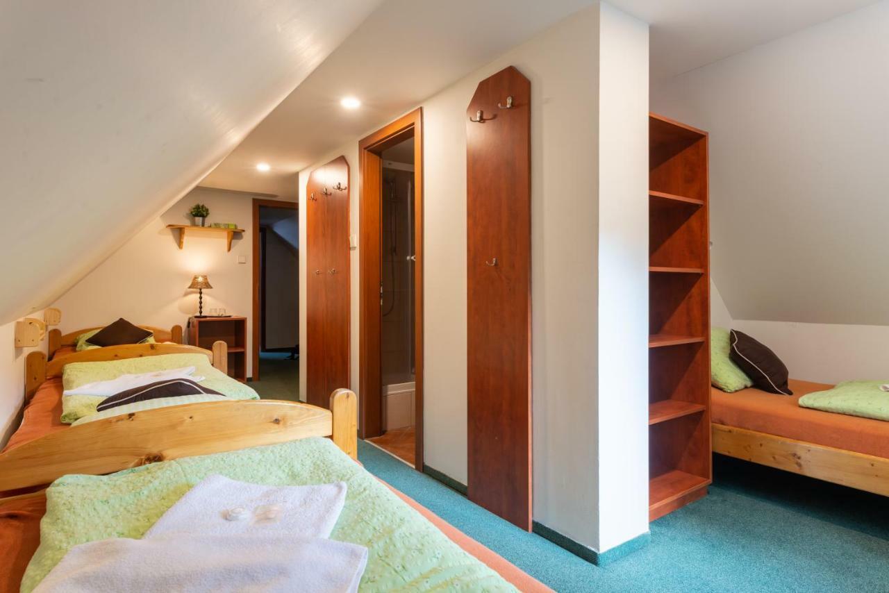Svycarska Bouda Hotel Špindlerŭv Mlýn Luaran gambar