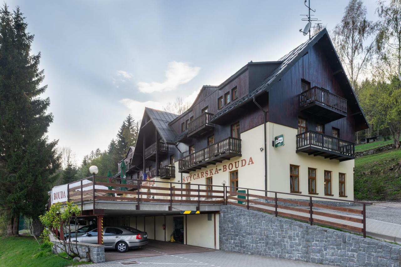 Svycarska Bouda Hotel Špindlerŭv Mlýn Luaran gambar